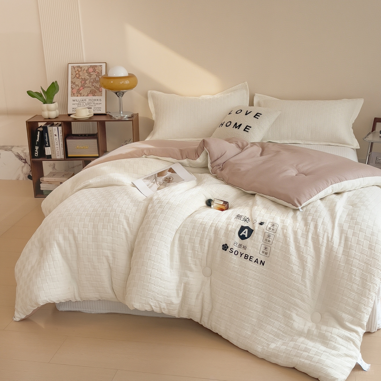 91家纺网 家纺一手货源 找家纺 好尚居 2026新款烫画华夫格冬被 双拼款☀白拼卡其