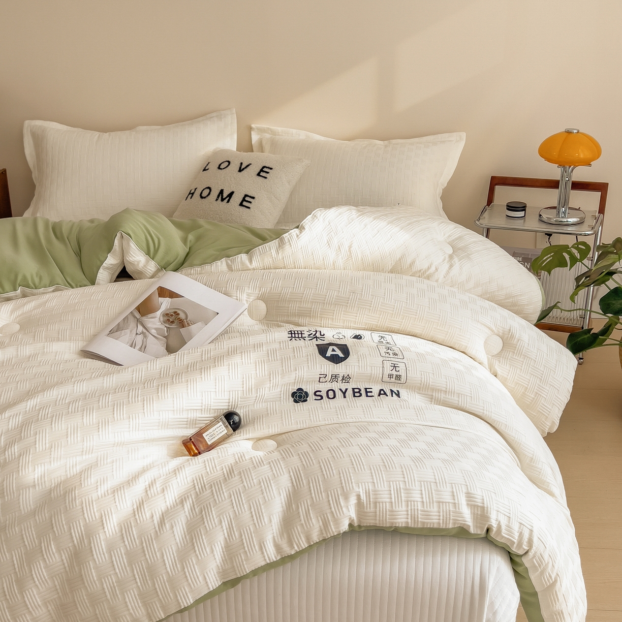 91家纺网 家纺一手货源 找家纺 好尚居 2026新款烫画华夫格冬被 双拼款☀白拼果绿