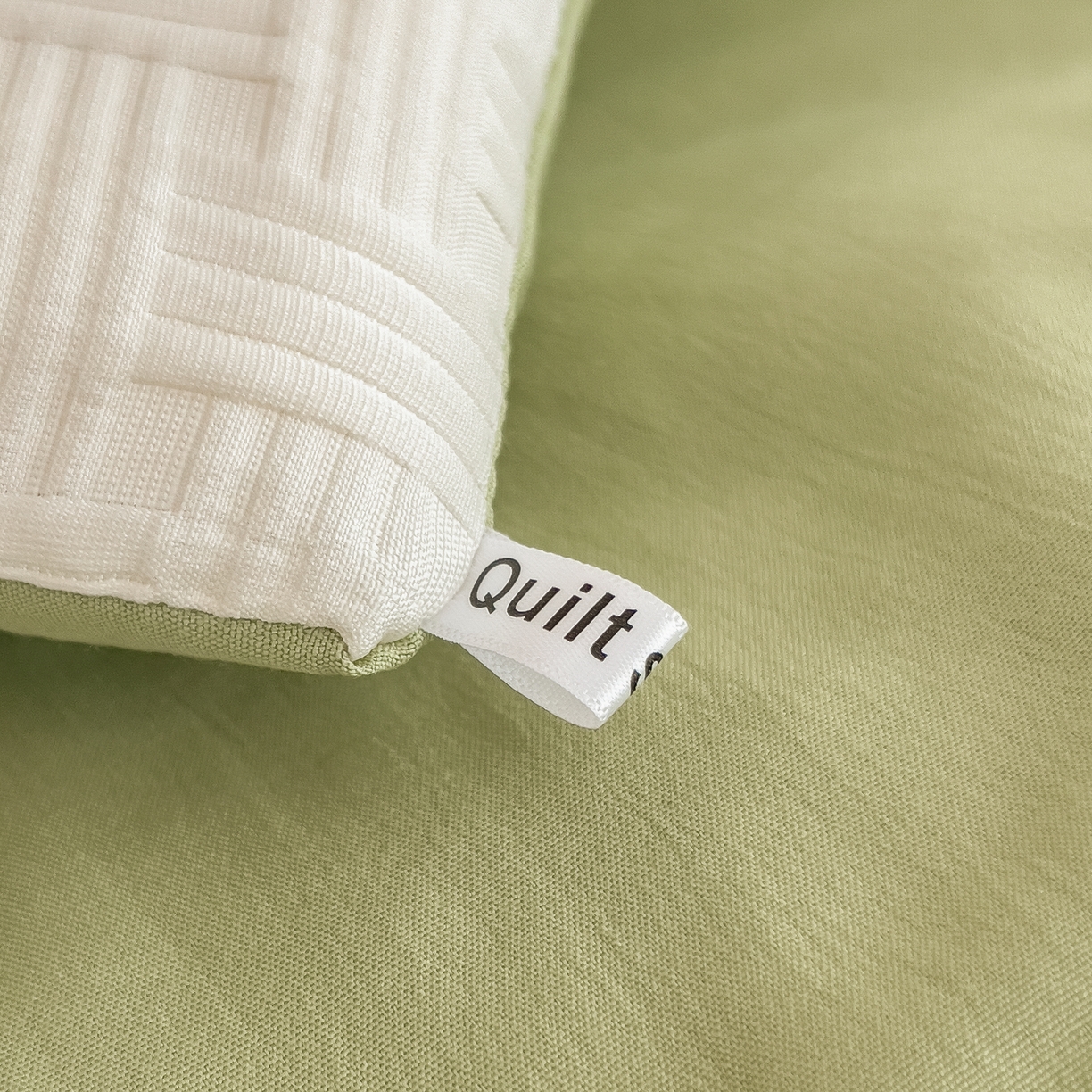 91家纺网 家纺一手货源 找家纺 好尚居 2026新款烫画华夫格冬被 双拼款☀白拼果绿