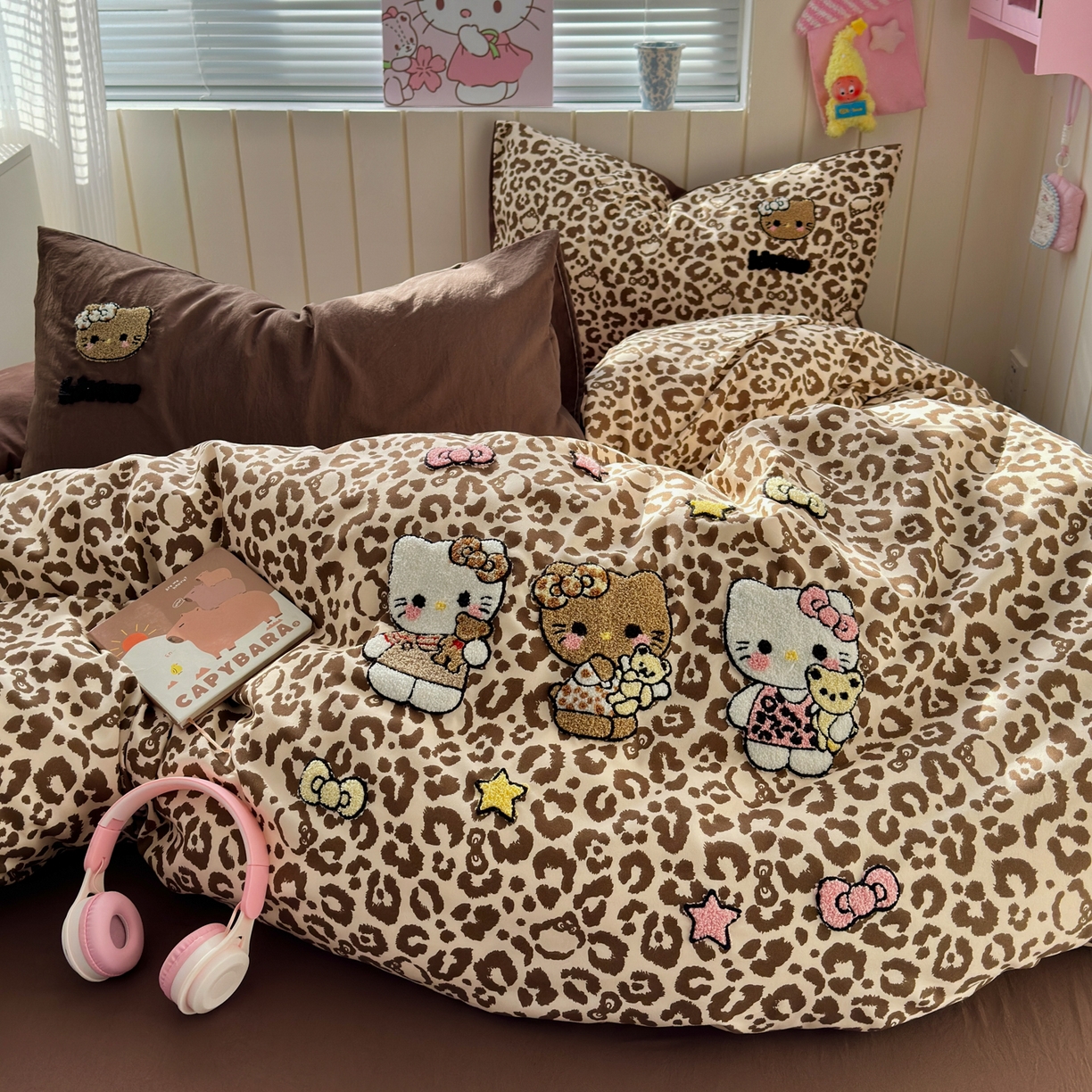 91家纺网 家纺一手货源 找家纺 （总）一霖家纺 2026新款云朵棉毛巾绣小清新猫咪系列四件套