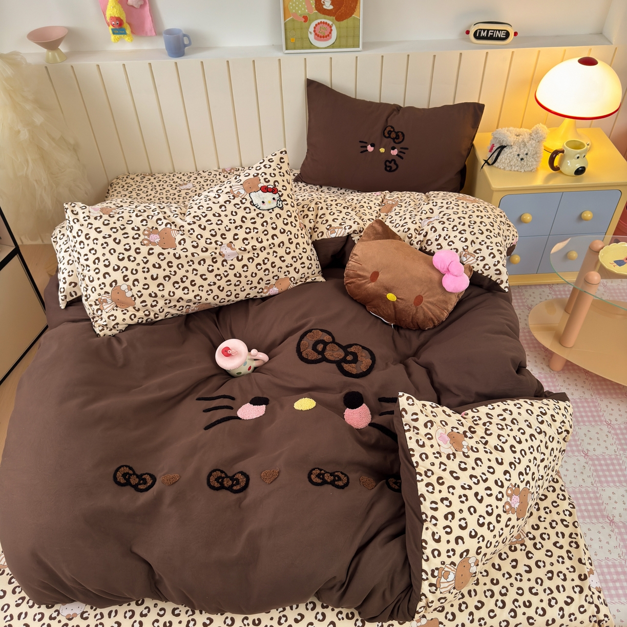 91家纺网 家纺一手货源 找家纺 一霖家纺 2026新款云朵棉毛巾绣小清新猫咪系列四件套 可爱猫咪咖