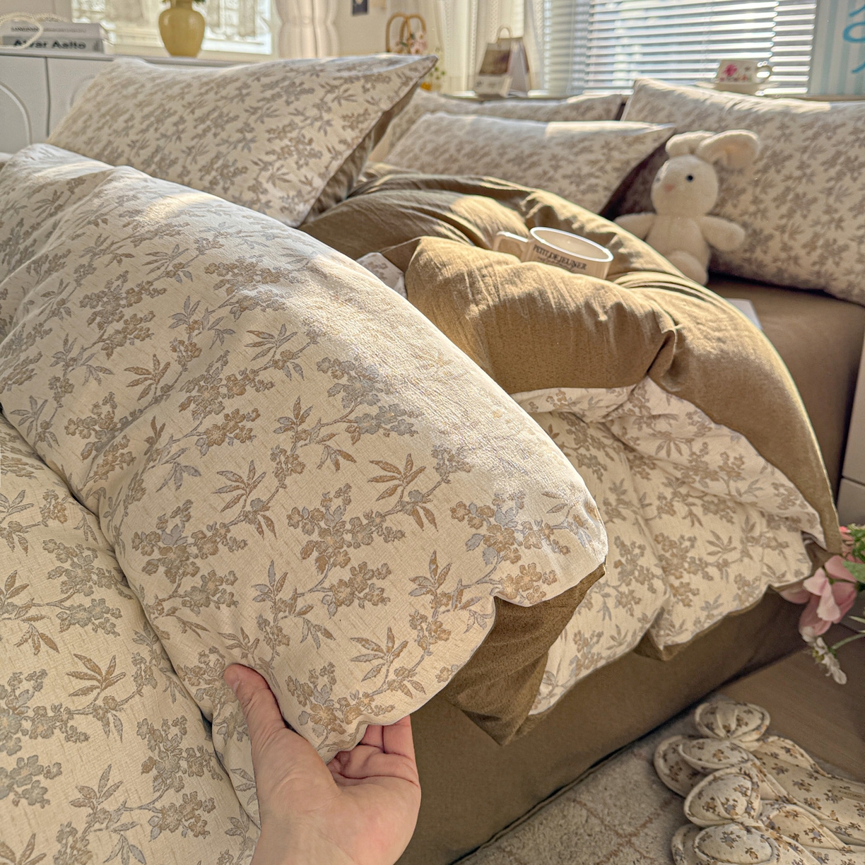 91家纺网 家纺一手货源 找家纺 名品家纺 2026新款软糯小露麻棉麻棉纱四件套 提供买家秀 暖棕花笺