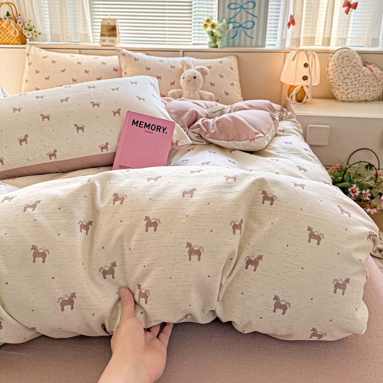 91家纺网 家纺一手货源 找家纺 名品家纺 2026新款软糯小露麻棉麻棉纱四件套 提供买家秀 奇迹小马