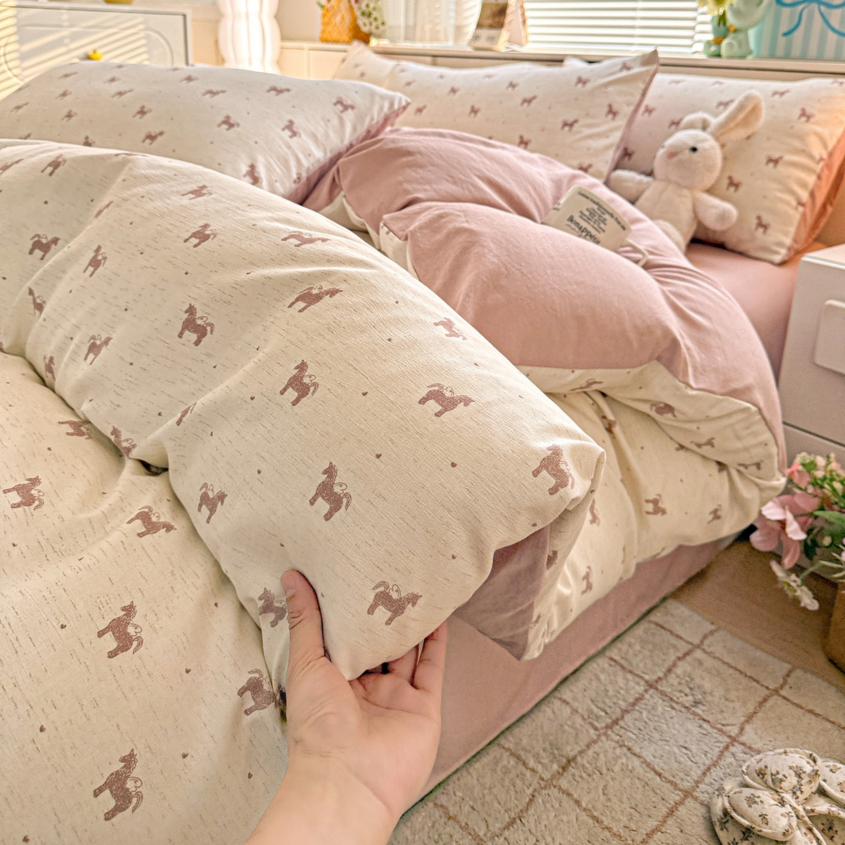 91家纺网 家纺一手货源 找家纺 名品家纺 2026新款软糯小露麻棉麻棉纱四件套 提供买家秀 奇迹小马