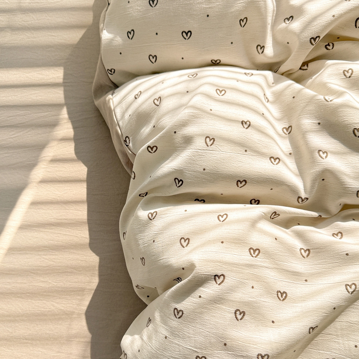 91家纺网 家纺一手货源 找家纺 名品家纺 2026新款软糯小露麻棉麻棉纱四件套 提供买家秀 心心点点