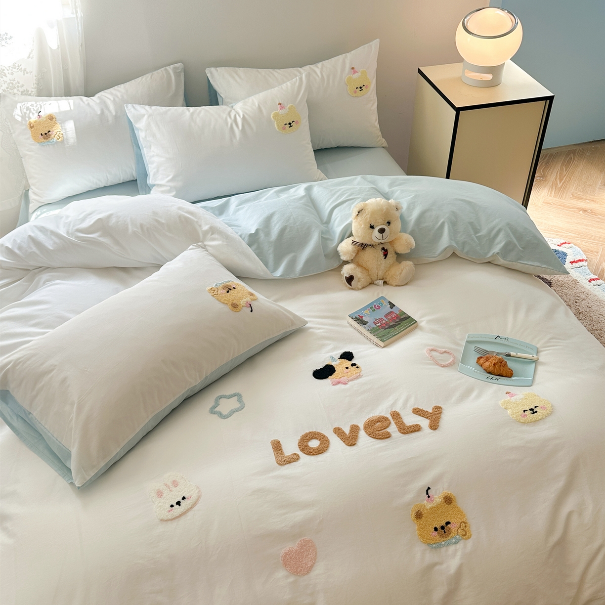 91家纺网 家纺一手货源 找家纺 丽涵家纺 2026新款50S全棉纯棉水洗棉毛巾绣花四件套幸运圣诞 动物乐园