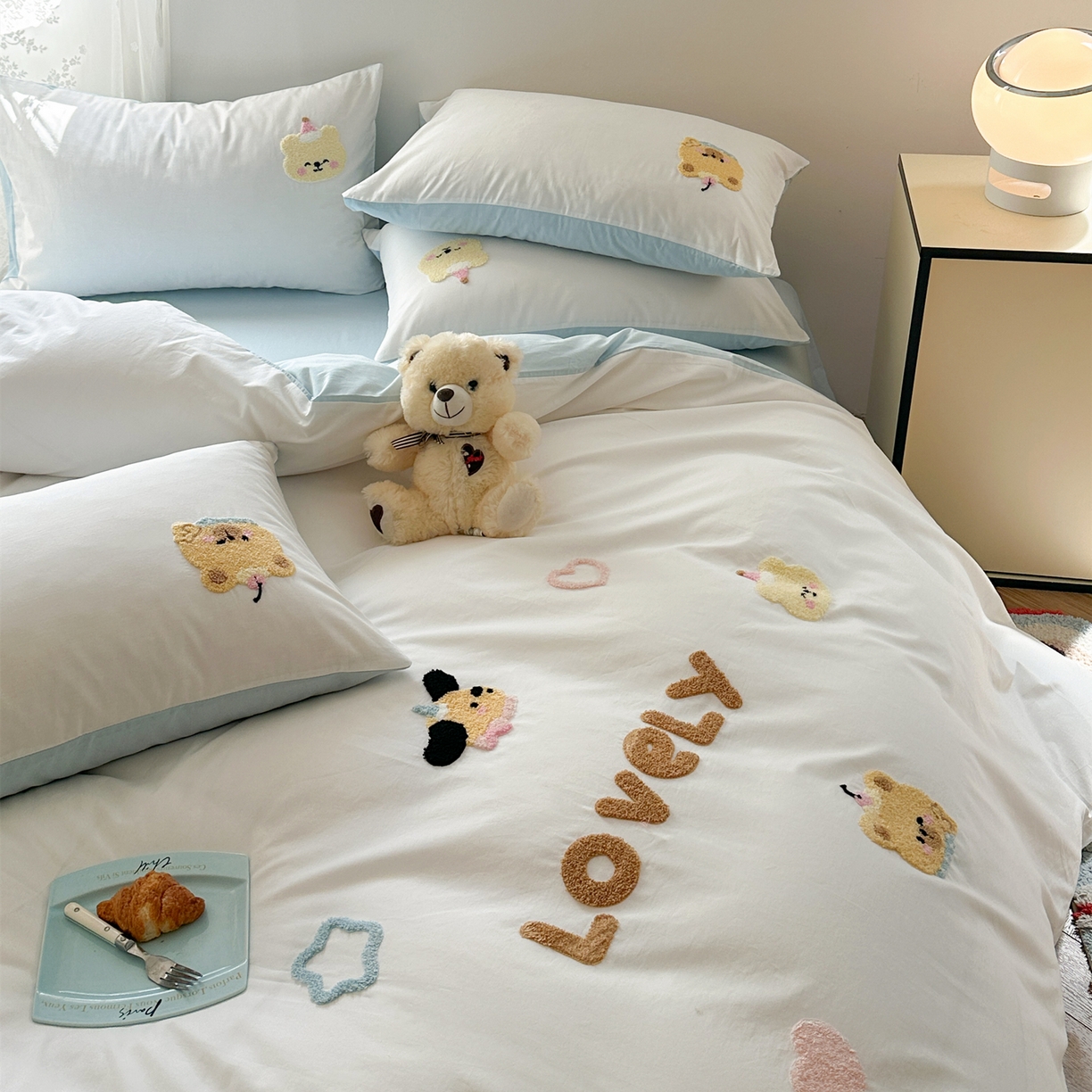 91家纺网 家纺一手货源 找家纺 丽涵家纺 2026新款50S全棉纯棉水洗棉毛巾绣花四件套幸运圣诞 动物乐园