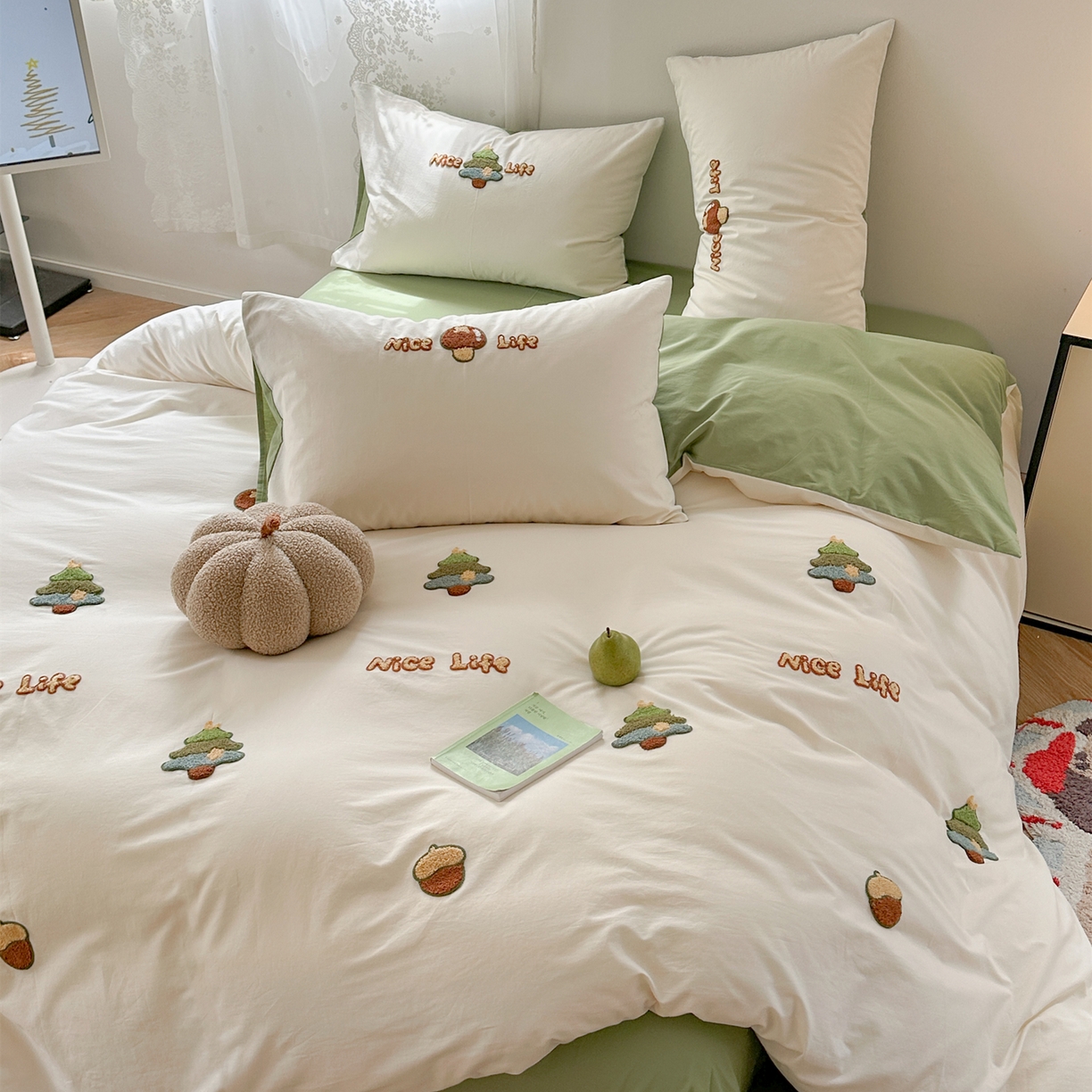 91家纺网 家纺一手货源 找家纺 丽涵家纺 2026新款50S全棉纯棉水洗棉毛巾绣花四件套幸运圣诞 幸运圣诞树