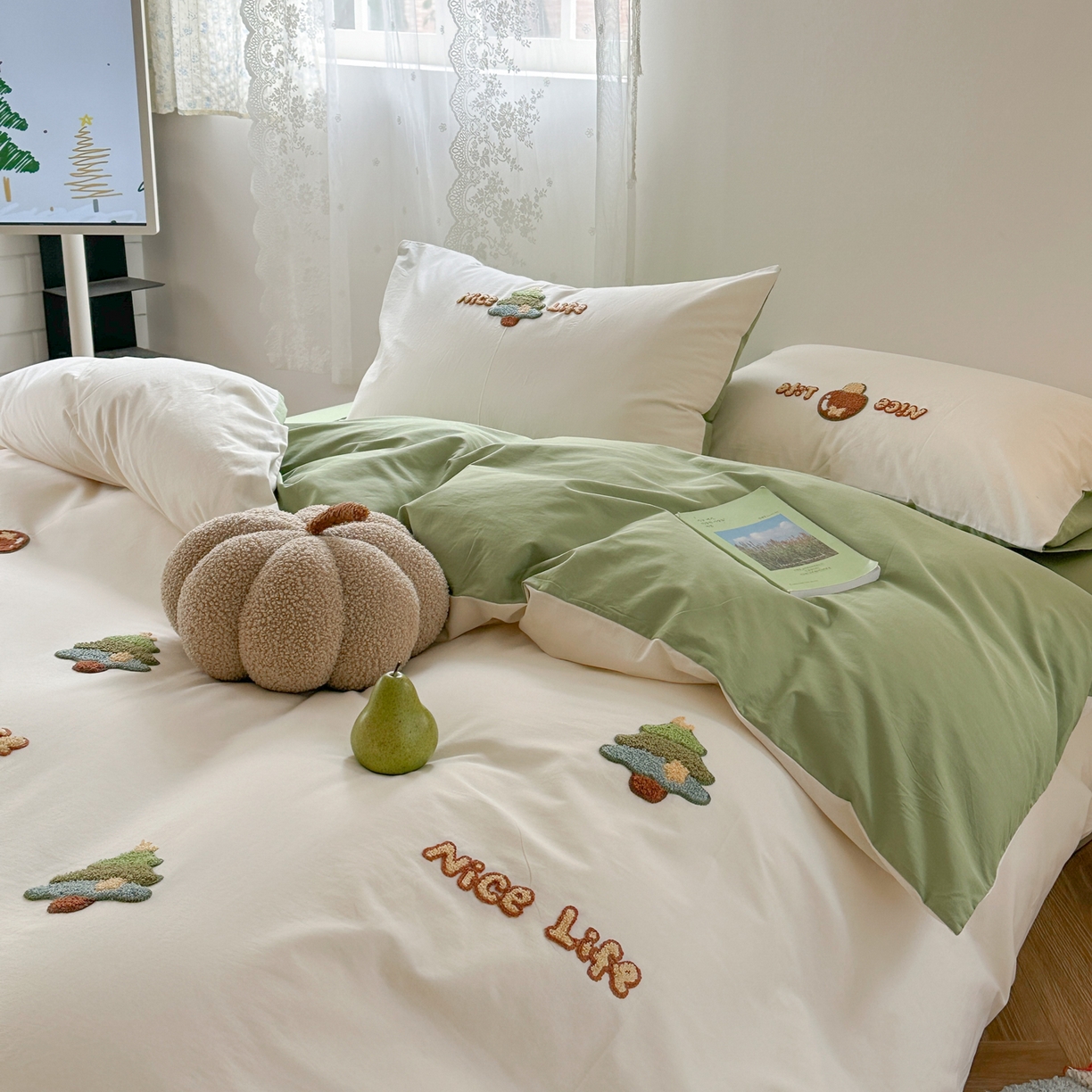 91家纺网 家纺一手货源 找家纺 丽涵家纺 2026新款50S全棉纯棉水洗棉毛巾绣花四件套幸运圣诞 幸运圣诞树