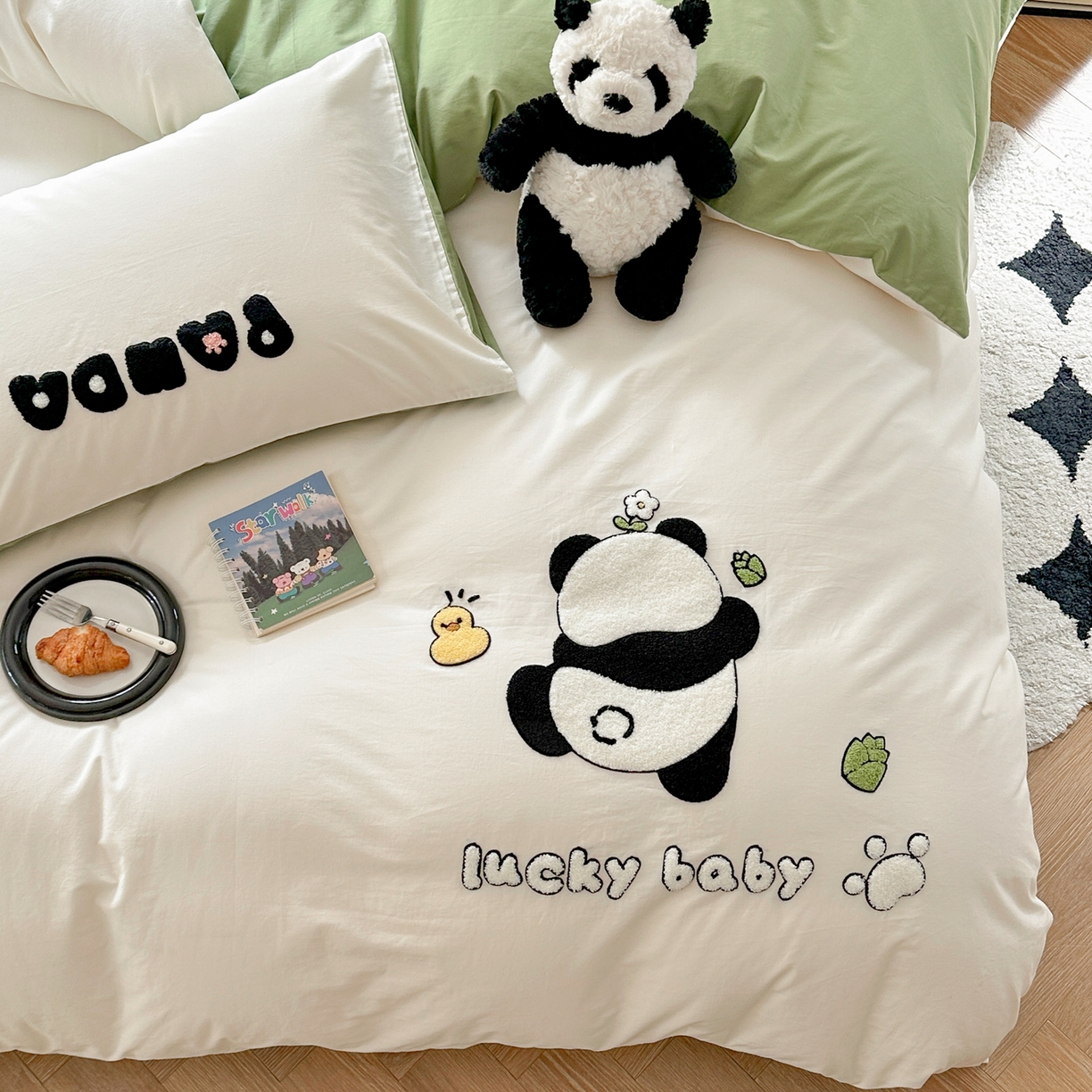 91家纺网 家纺一手货源 找家纺 丽涵家纺 2026新款50S全棉纯棉水洗棉毛巾绣花四件套幸运圣诞 熊猫嘟嘟