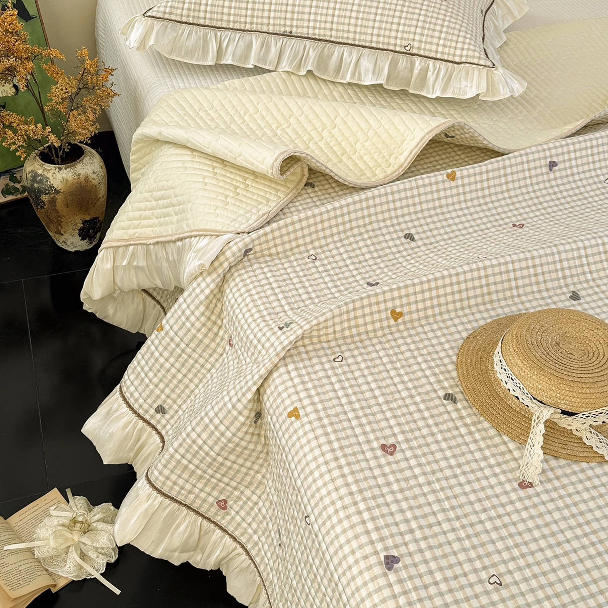 91家纺网 家纺一手货源 找家纺 美优兰 2026新款全棉13372法式花边床盖（含买家秀） 爱心格