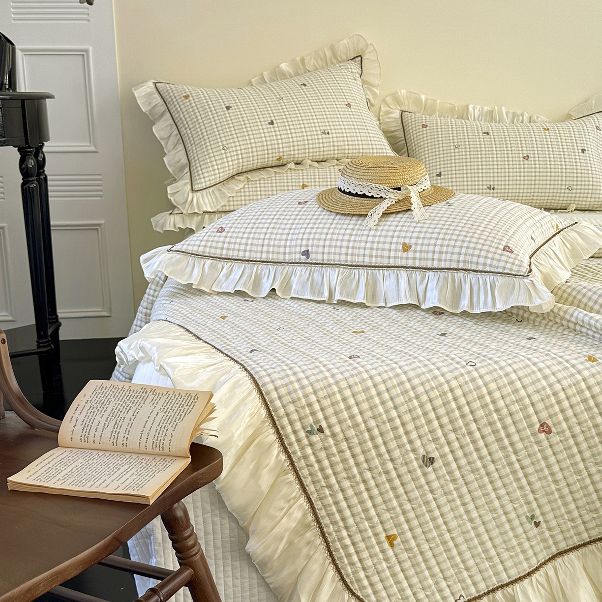 91家纺网 家纺一手货源 找家纺 美优兰 2026新款全棉13372法式花边床盖（含买家秀） 爱心格