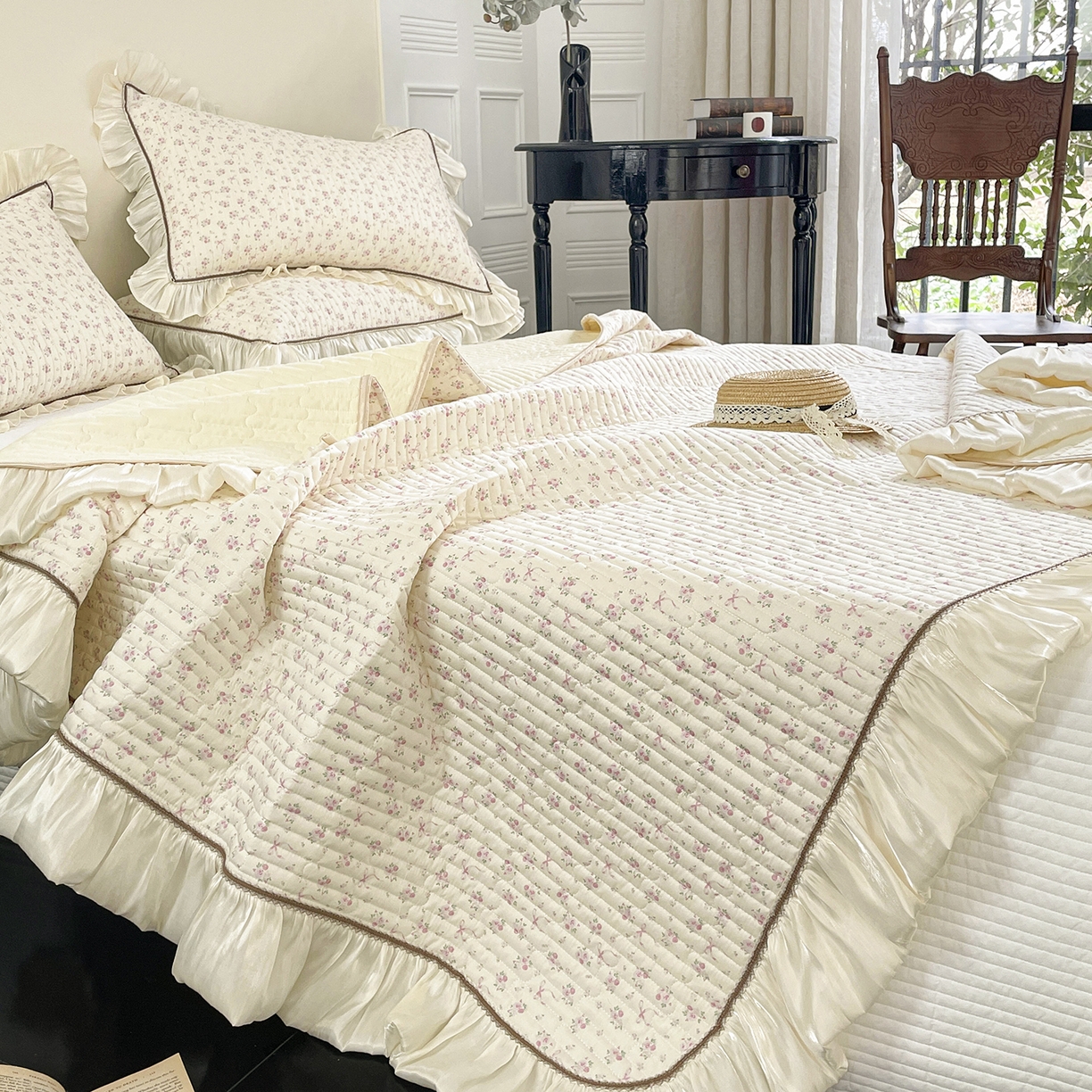 91家纺网 家纺一手货源 找家纺 美优兰 2026新款全棉13372法式花边床盖（含买家秀） 蝶舞