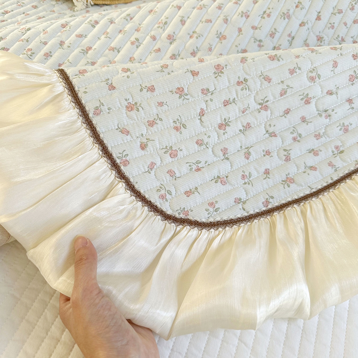 91家纺网 家纺一手货源 找家纺 美优兰 2026新款全棉13372法式花边床盖（含买家秀） 风铃