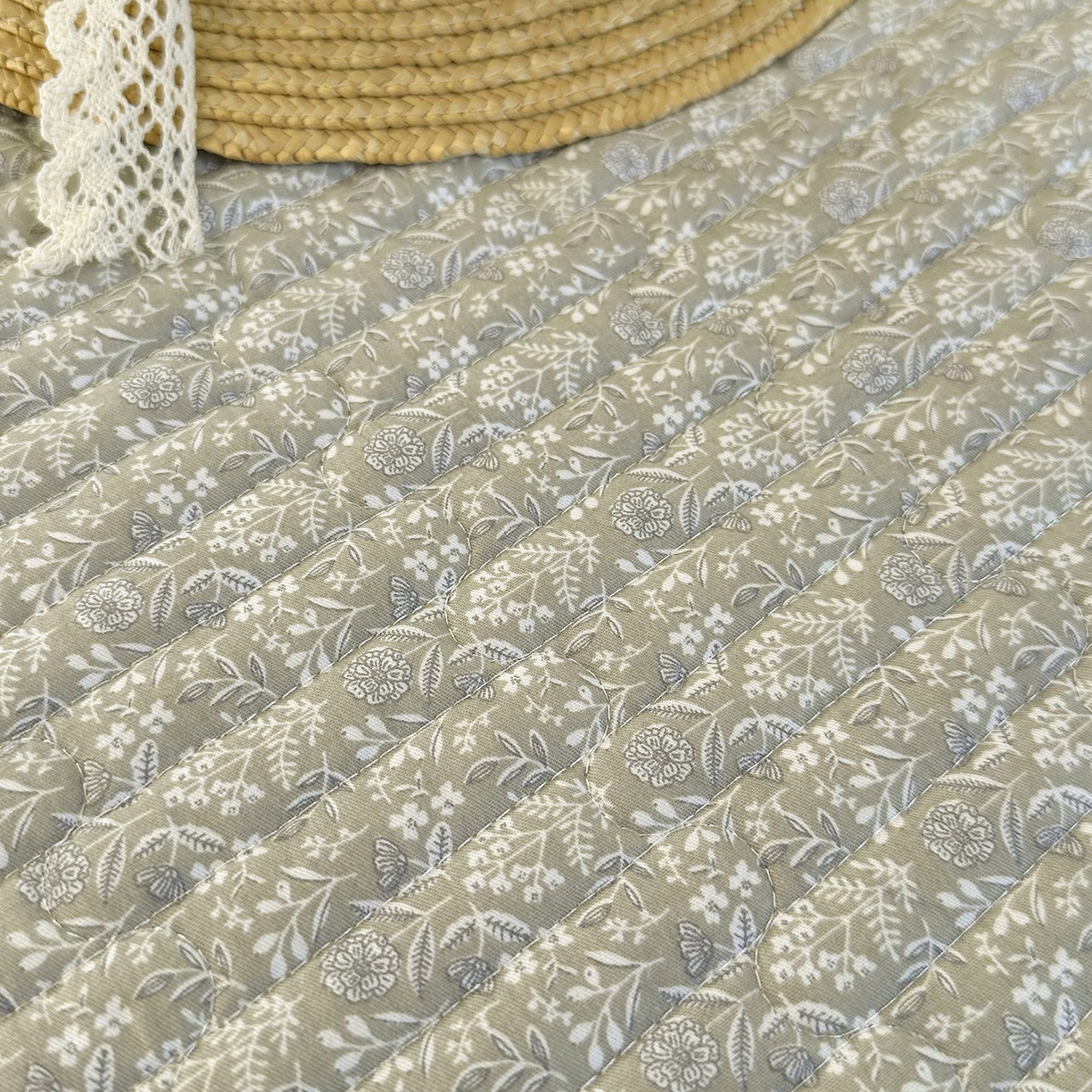 91家纺网 家纺一手货源 找家纺 美优兰 2026新款全棉13372法式花边床盖（含买家秀） 叶脉