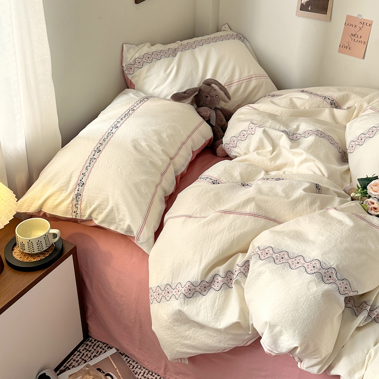 91家纺网 家纺一手货源 找家纺 艾咪-Amy ntmy 2026新款法式复古风全棉纯棉色织提花四件套-繁花 繁花粉