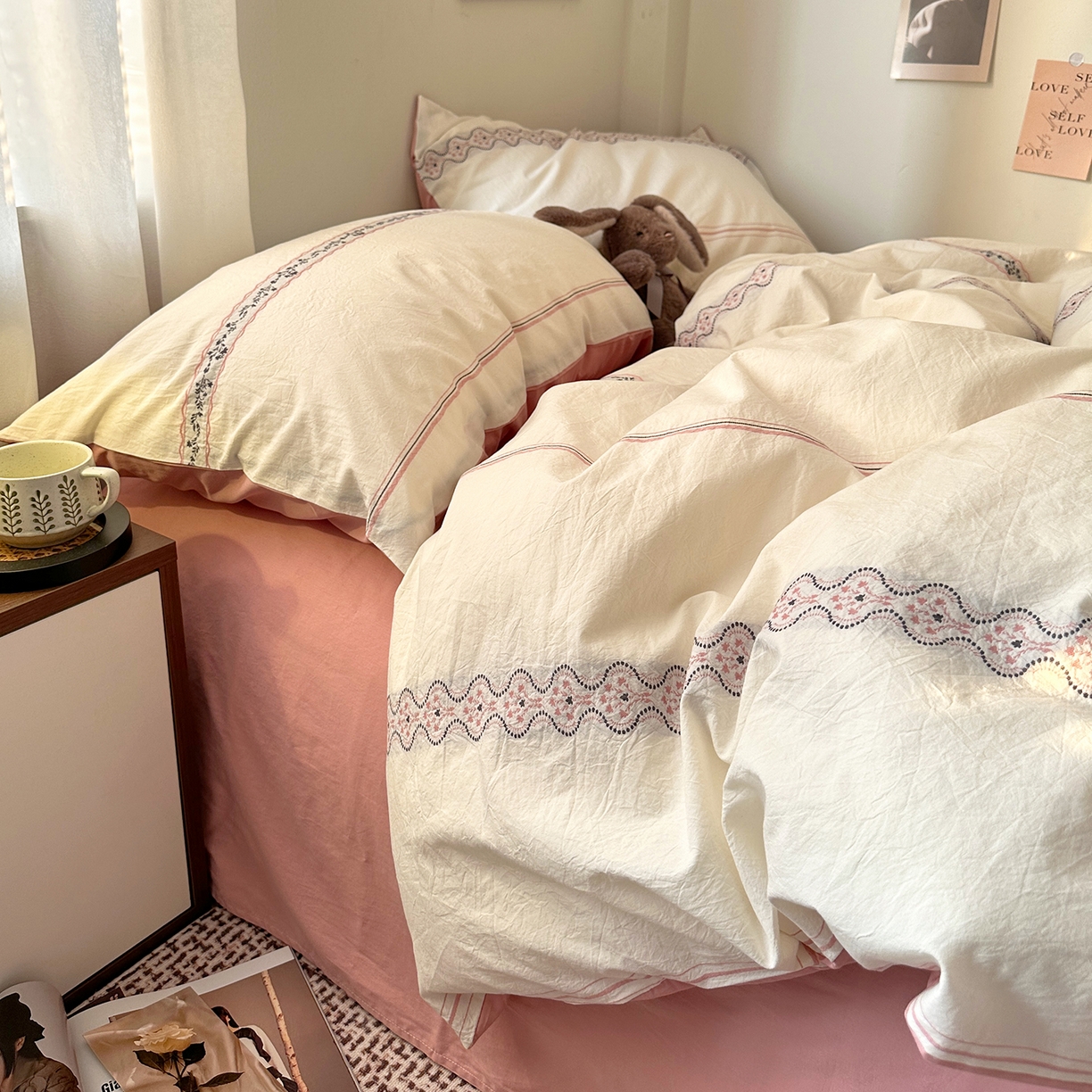 91家纺网 家纺一手货源 找家纺 艾咪-Amy ntmy 2026新款法式复古风全棉纯棉色织提花四件套-繁花 繁花粉