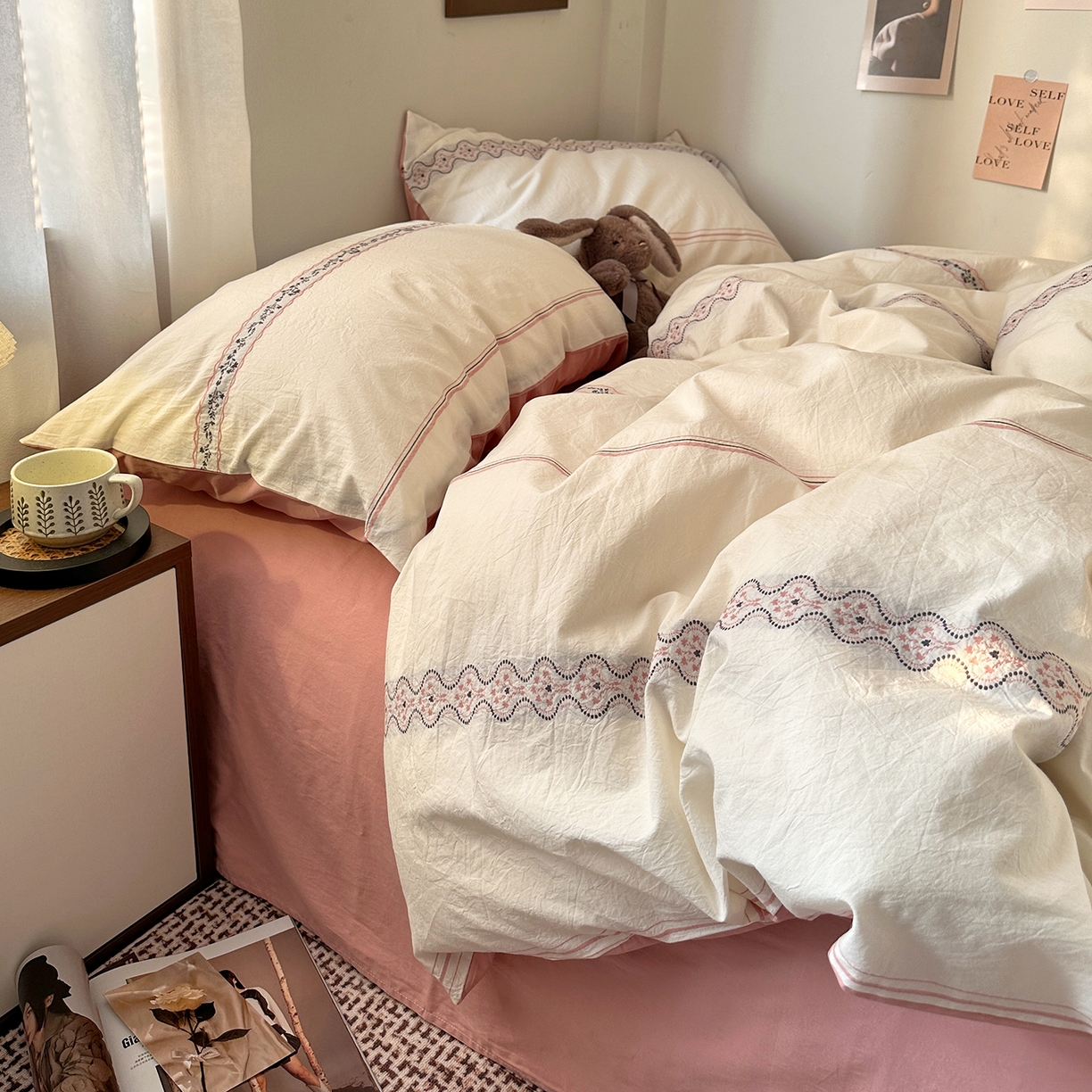 91家纺网 家纺一手货源 找家纺 艾咪-Amy ntmy 2026新款法式复古风全棉纯棉色织提花四件套-繁花 繁花粉