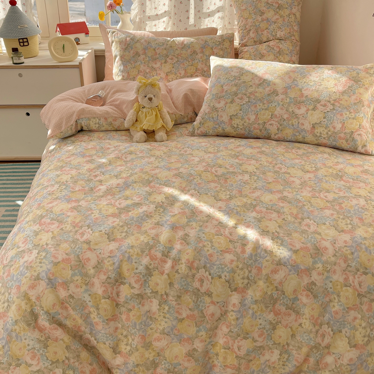 91家纺网 家纺一手货源 找家纺 瑞莱 2026新款全棉印花单被套系列 花海油画