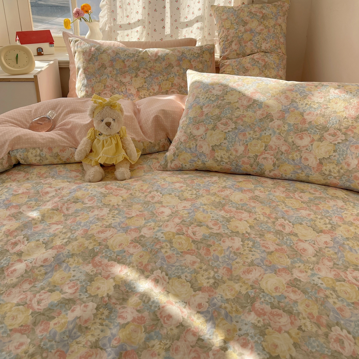 91家纺网 家纺一手货源 找家纺 瑞莱 2026新款全棉印花单被套系列 花海油画