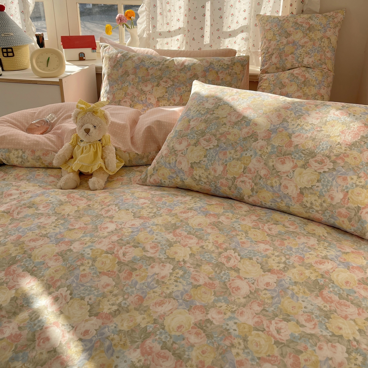 91家纺网 家纺一手货源 找家纺 瑞莱 2026新款全棉印花单被套系列 花海油画