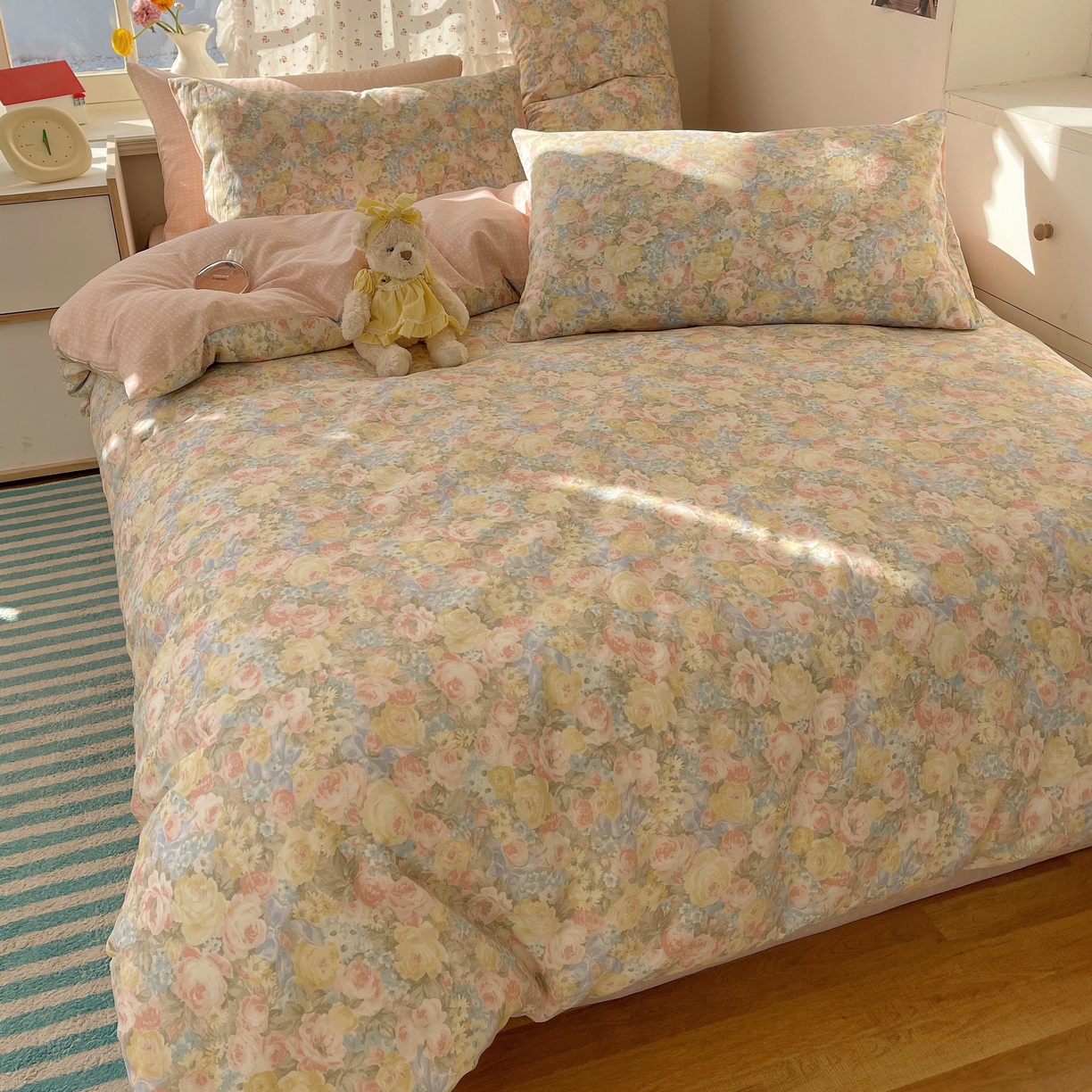 91家纺网 家纺一手货源 找家纺 瑞莱 2026新款全棉印花单被套系列 花海油画