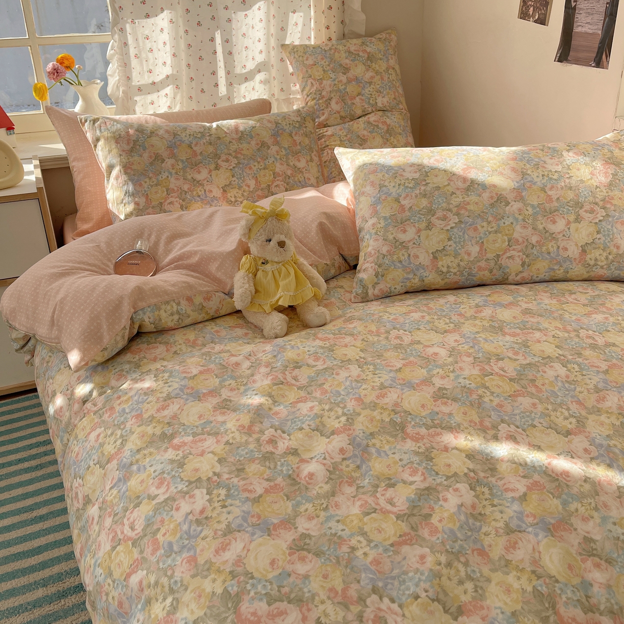 91家纺网 家纺一手货源 找家纺 瑞莱 2026新款全棉印花单被套系列 花海油画