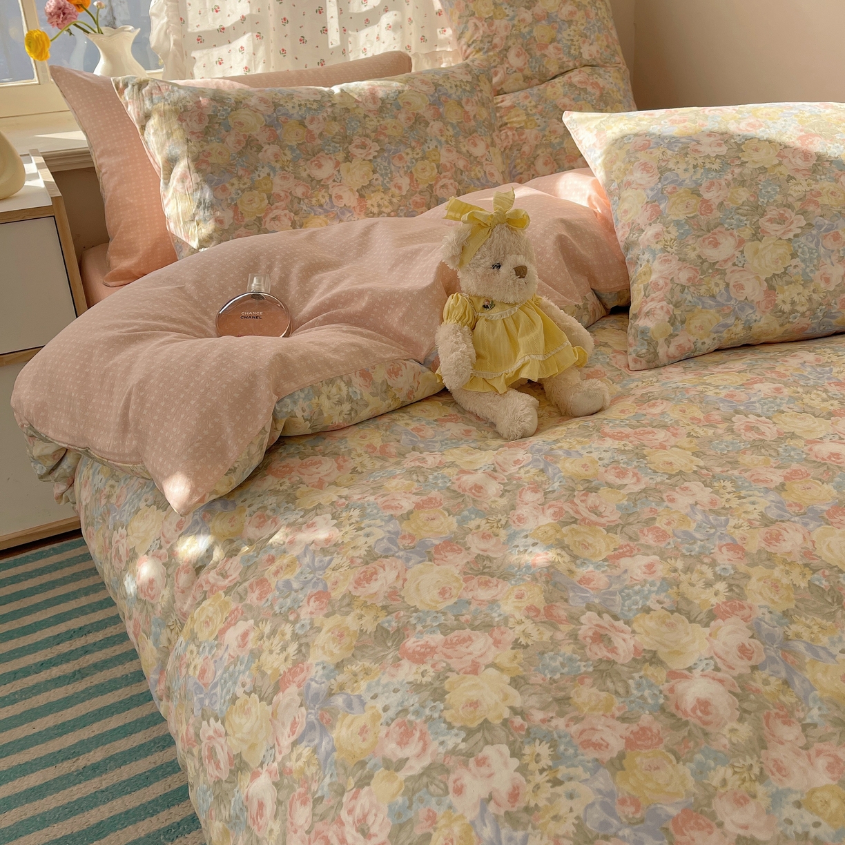 91家纺网 家纺一手货源 找家纺 瑞莱 2026新款全棉印花单被套系列 花海油画