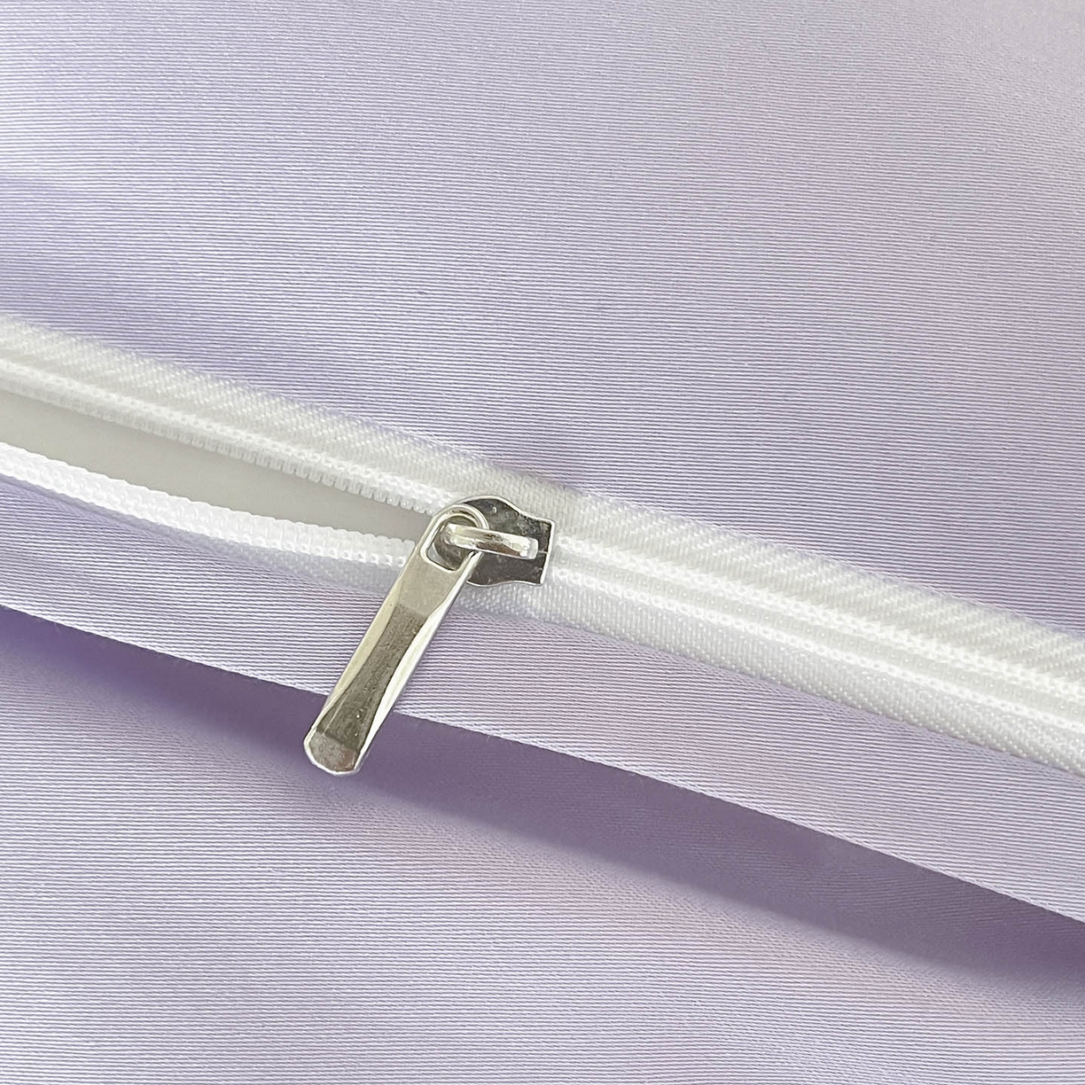 91家纺网 家纺一手货源 找家纺  2026新年锦鲤A类贡缎长绒棉四件套纯棉重工刺绣被套床单床笠喜庆床上用品-柏丽兔 柏丽兔-紫