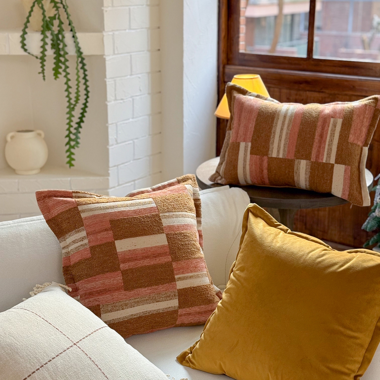 91家纺网 家纺一手货源 找家纺 美茉家居 2026新款阡陌角落抱枕组合 棉麻流苏款