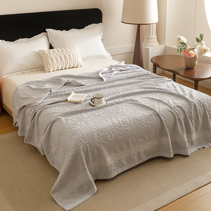 91家纺网 家纺一手货源 找家纺 悦然毛巾被 2026新款全棉老式毛巾被夏被空调毯 山茶旧梦浅灰