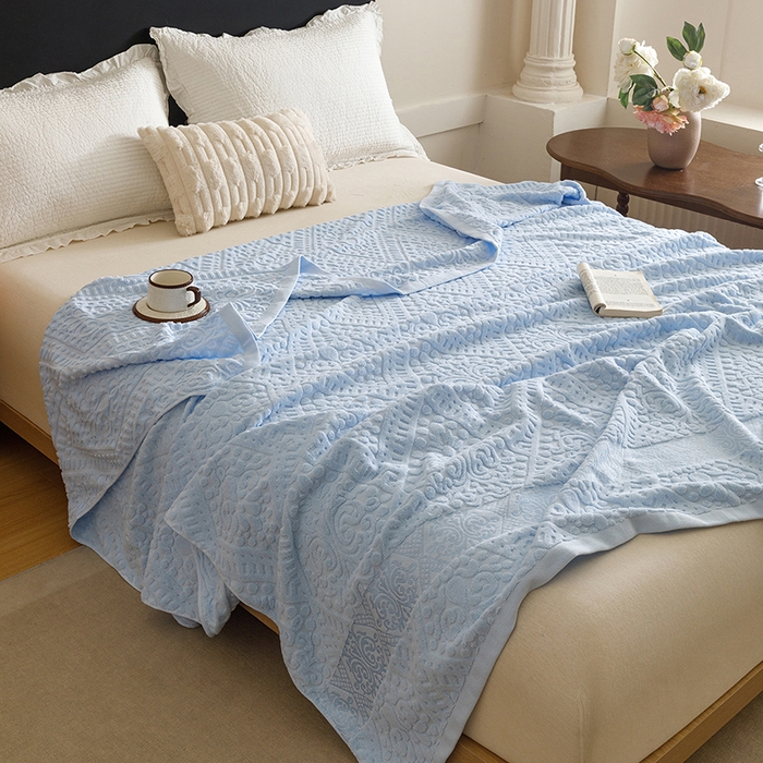 91家纺网 家纺一手货源 找家纺 悦然毛巾被 2026新款全棉老式毛巾被夏被空调毯 菱纹浅蓝