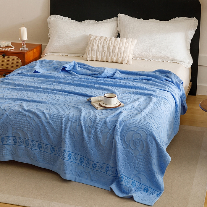 91家纺网 家纺一手货源 找家纺 悦然毛巾被 2026新款全棉老式毛巾被夏被空调毯 山茶旧梦深蓝