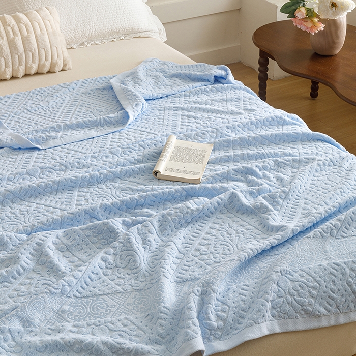 91家纺网 家纺一手货源 找家纺 悦然毛巾被 2026新款全棉老式毛巾被夏被空调毯 菱纹浅蓝