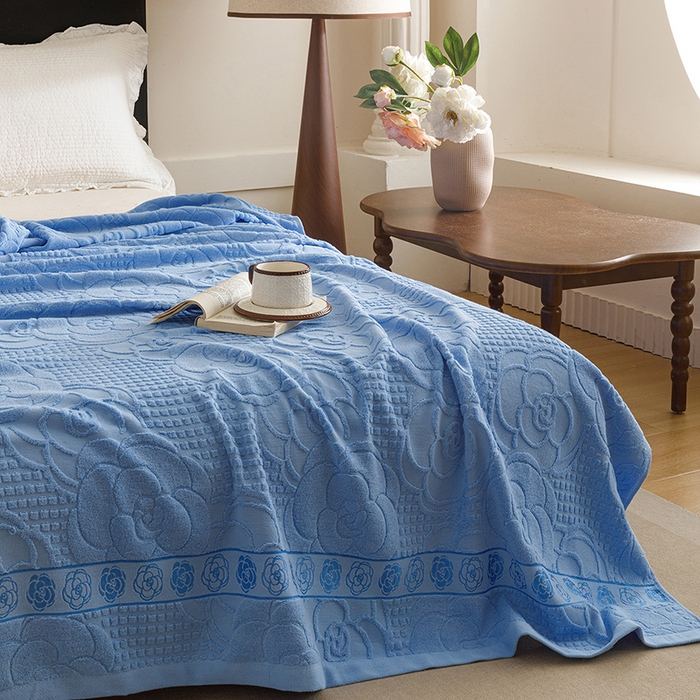 91家纺网 家纺一手货源 找家纺 悦然毛巾被 2026新款全棉老式毛巾被夏被空调毯 山茶旧梦深蓝