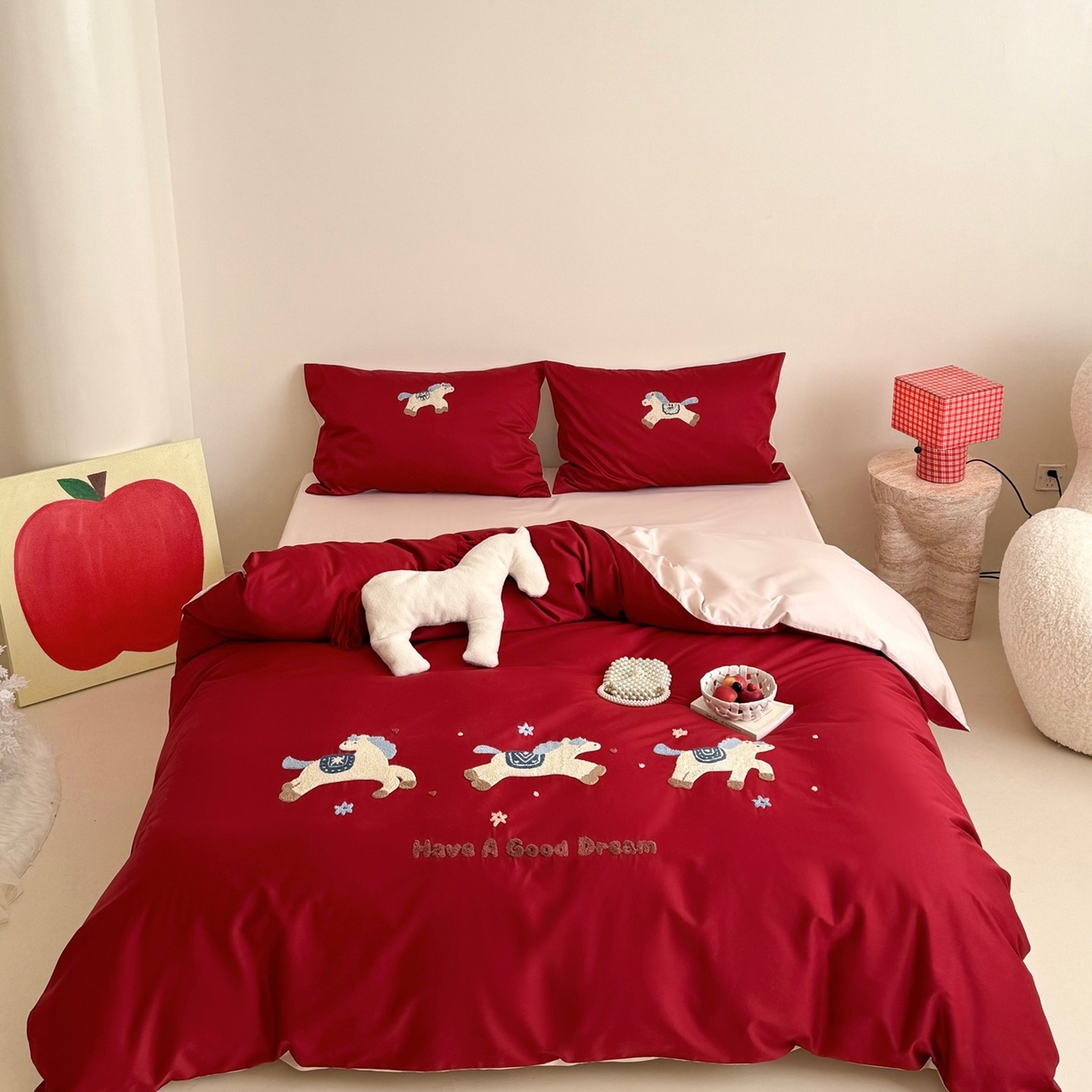 91家纺网 家纺一手货源 找家纺 （总）鹿班家居 2026春夏新款100S长绒棉纯棉毛巾绣系列四件套-幸运小马（标准会员-20元）