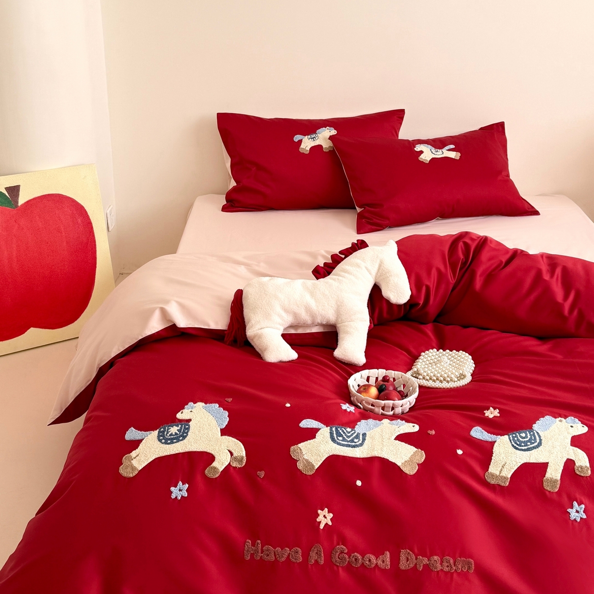 91家纺网 家纺一手货源 找家纺 （总）鹿班家居 2026春夏新款100S长绒棉纯棉毛巾绣系列四件套-幸运小马（标准会员-20元）