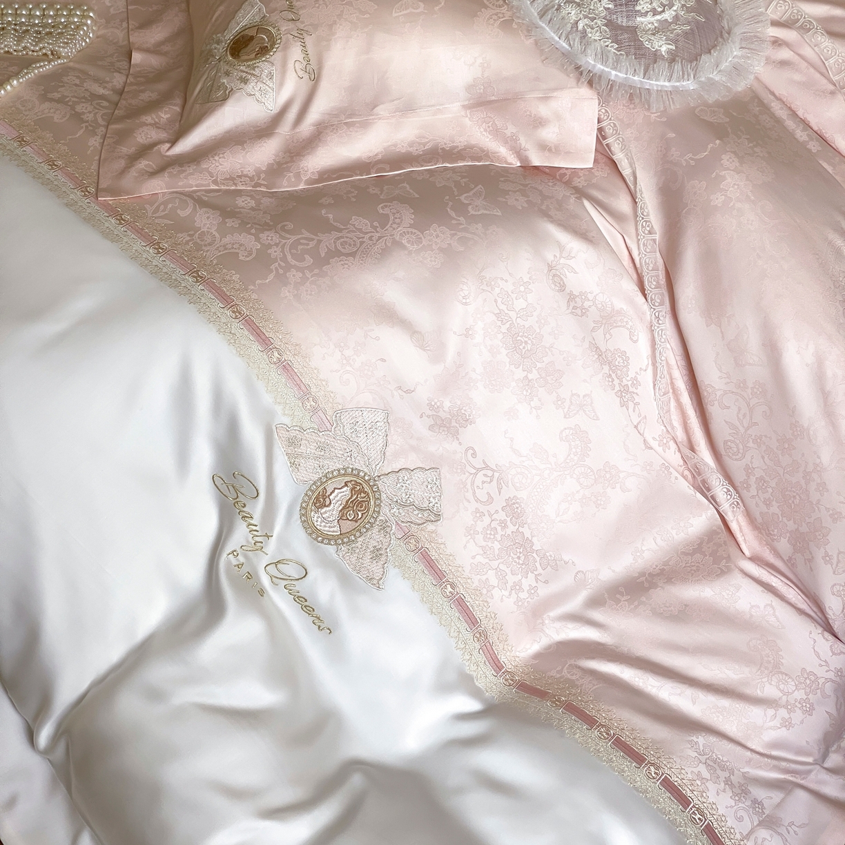 91家纺网 家纺一手货源 找家纺 （总）初拾 2026春夏新款全棉纯棉蕾丝提花绣花四件套-巴黎恋人