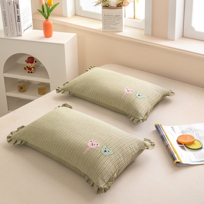 91家纺网 家纺一手货源 找家纺 梦莱家纺 2026新款自然棉麻荞麦护颈枕枕头枕芯 气球小熊-绿色