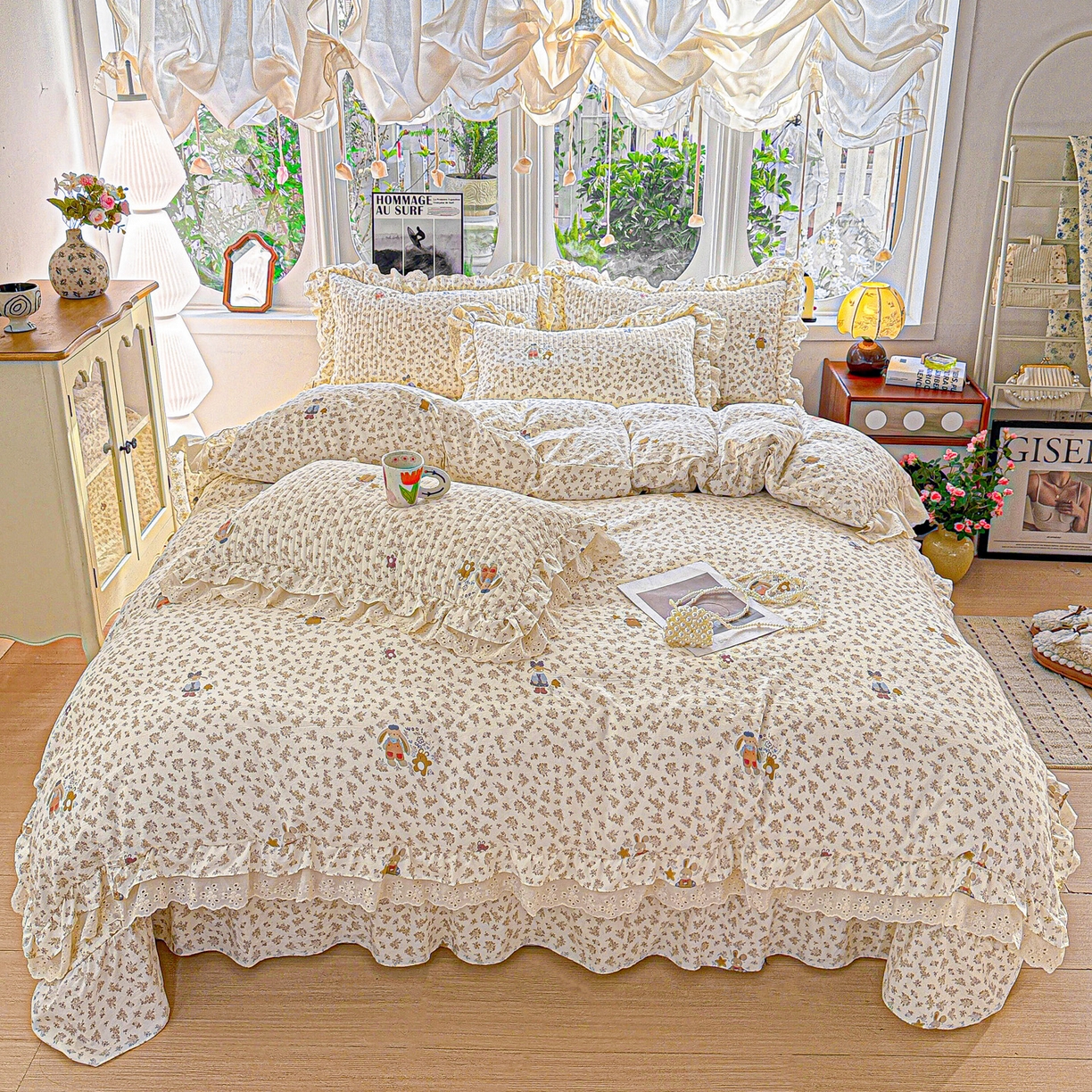 91家纺网 家纺一手货源 找家纺  梦莱斯 2026新款小清新可爱风纯棉花边床盖四件套 午后时光