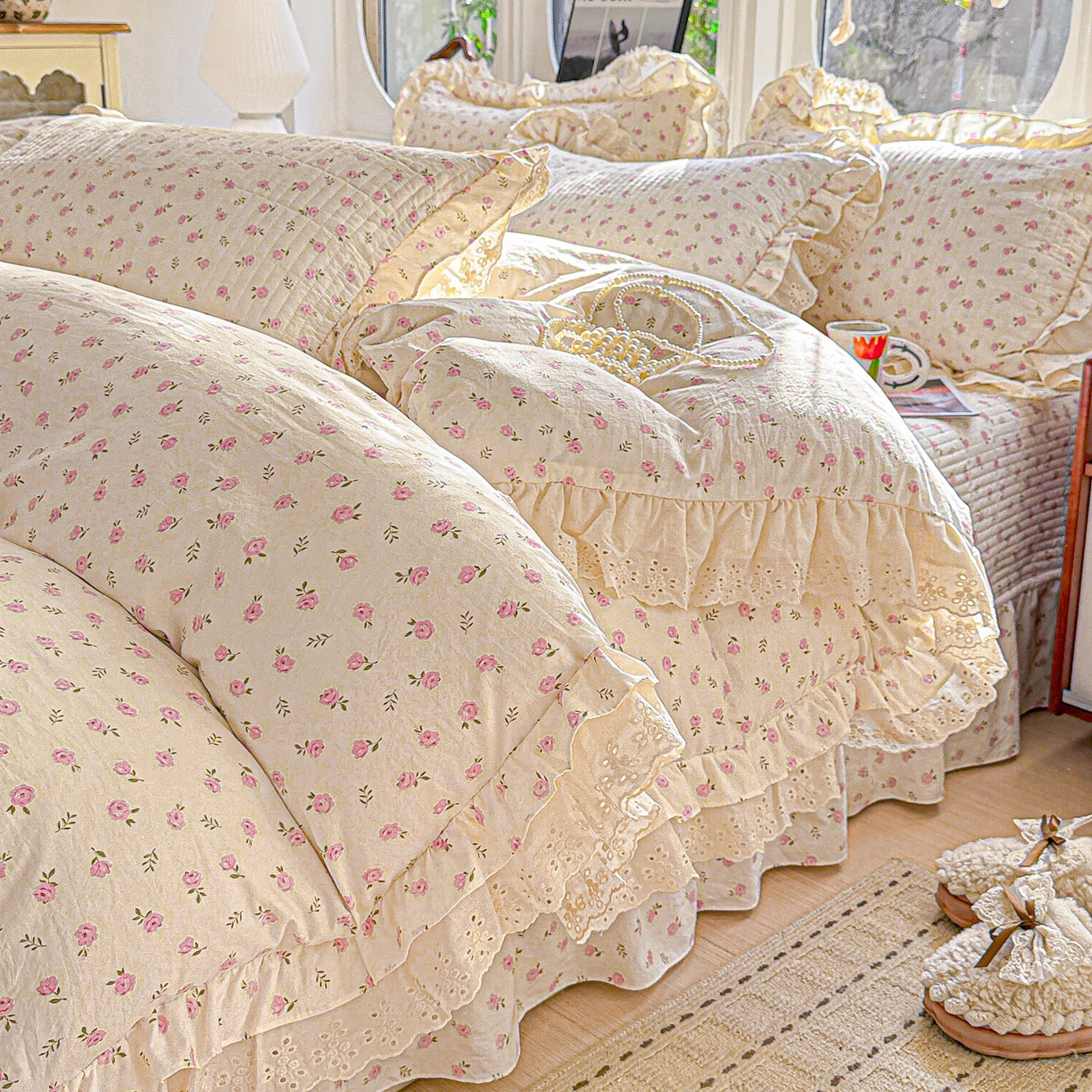 91家纺网 家纺一手货源 找家纺  梦莱斯 2026新款小清新可爱风纯棉花边床盖四件套 小玫瑰