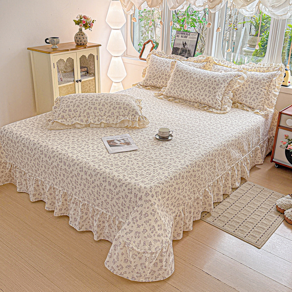 91家纺网 家纺一手货源 找家纺  梦莱斯 2026新款小清新可爱风纯棉花边床盖四件套 紫菱花笺