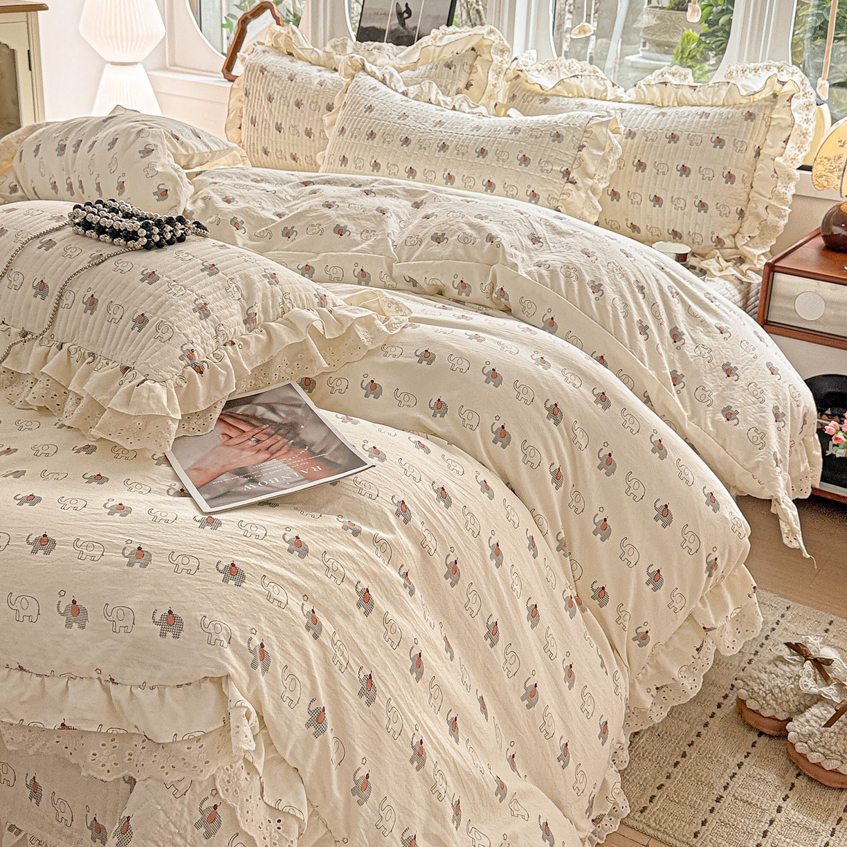 91家纺网 家纺一手货源 找家纺  梦莱斯 2026新款小清新可爱风纯棉花边床盖四件套 小象