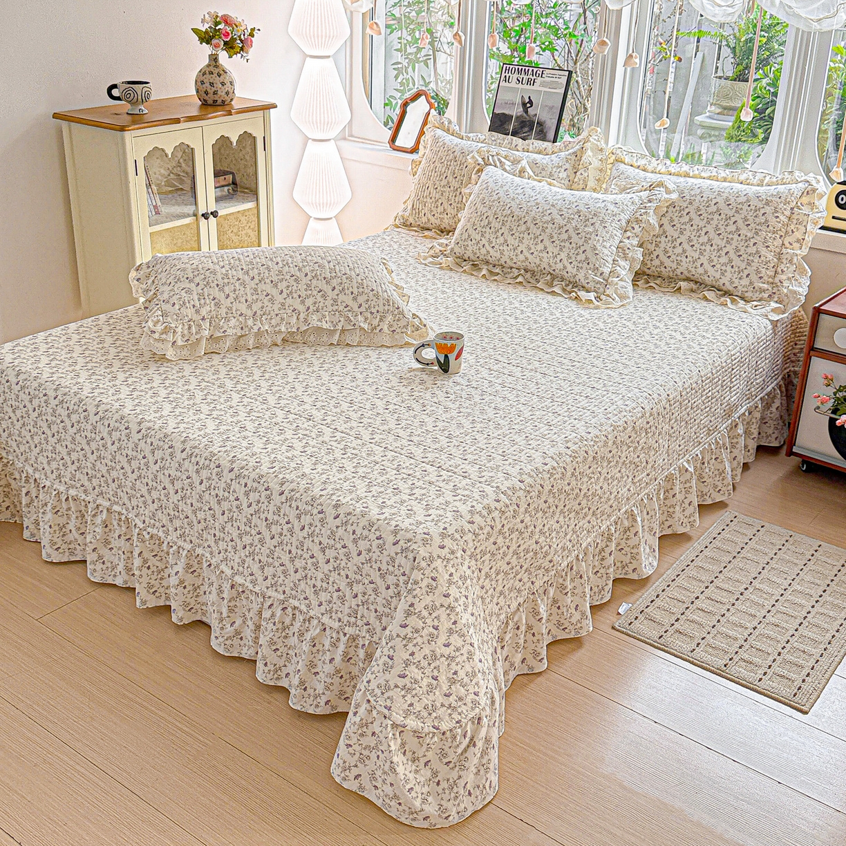 91家纺网 家纺一手货源 找家纺  梦莱斯 2026新款小清新可爱风纯棉花边床盖四件套 杏野繁花