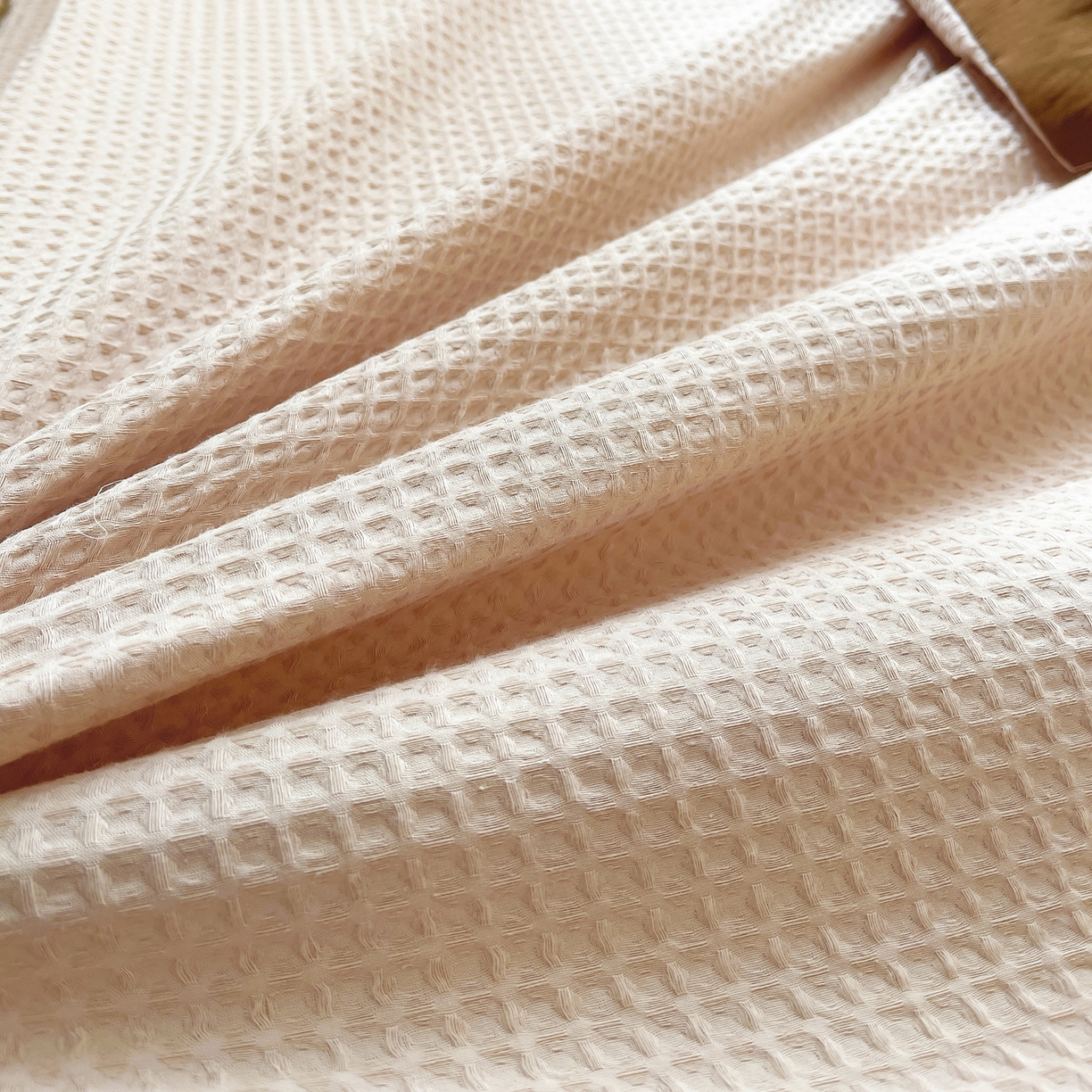 91家纺网 家纺一手货源 找家纺 炫拼家纺 2026新款A类全棉纯棉华夫格毛巾绣B版40支纯棉水洗棉四件套-哆啦系列 哆啦一小熊