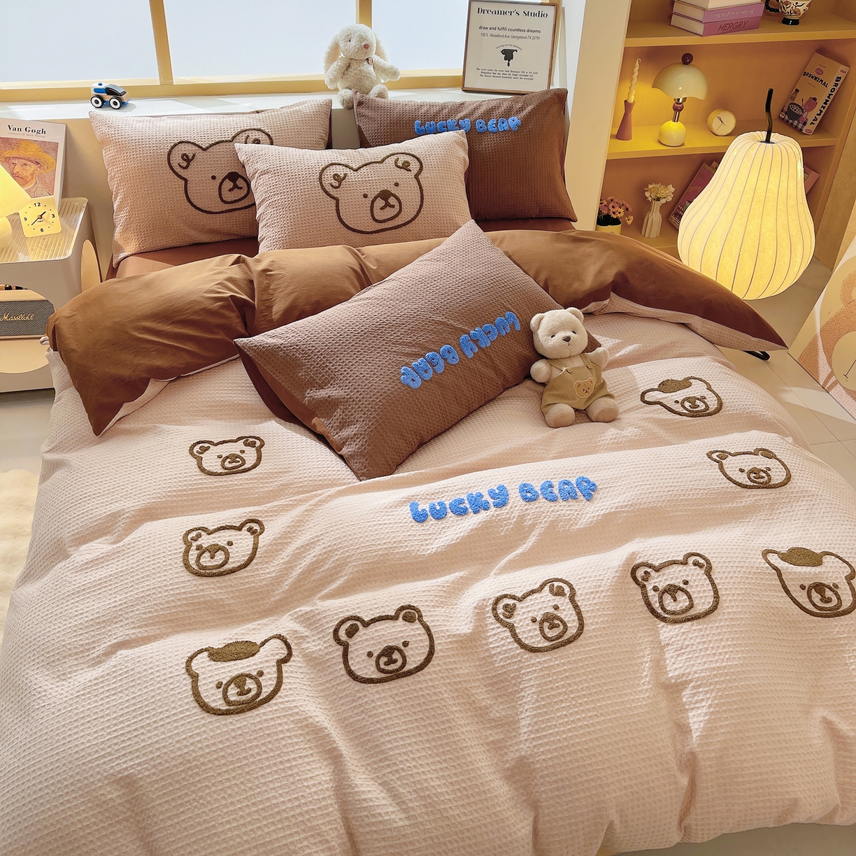 91家纺网 家纺一手货源 找家纺 炫拼家纺 2026新款A类全棉纯棉华夫格毛巾绣B版40支纯棉水洗棉四件套-哆啦系列 哆啦一小熊