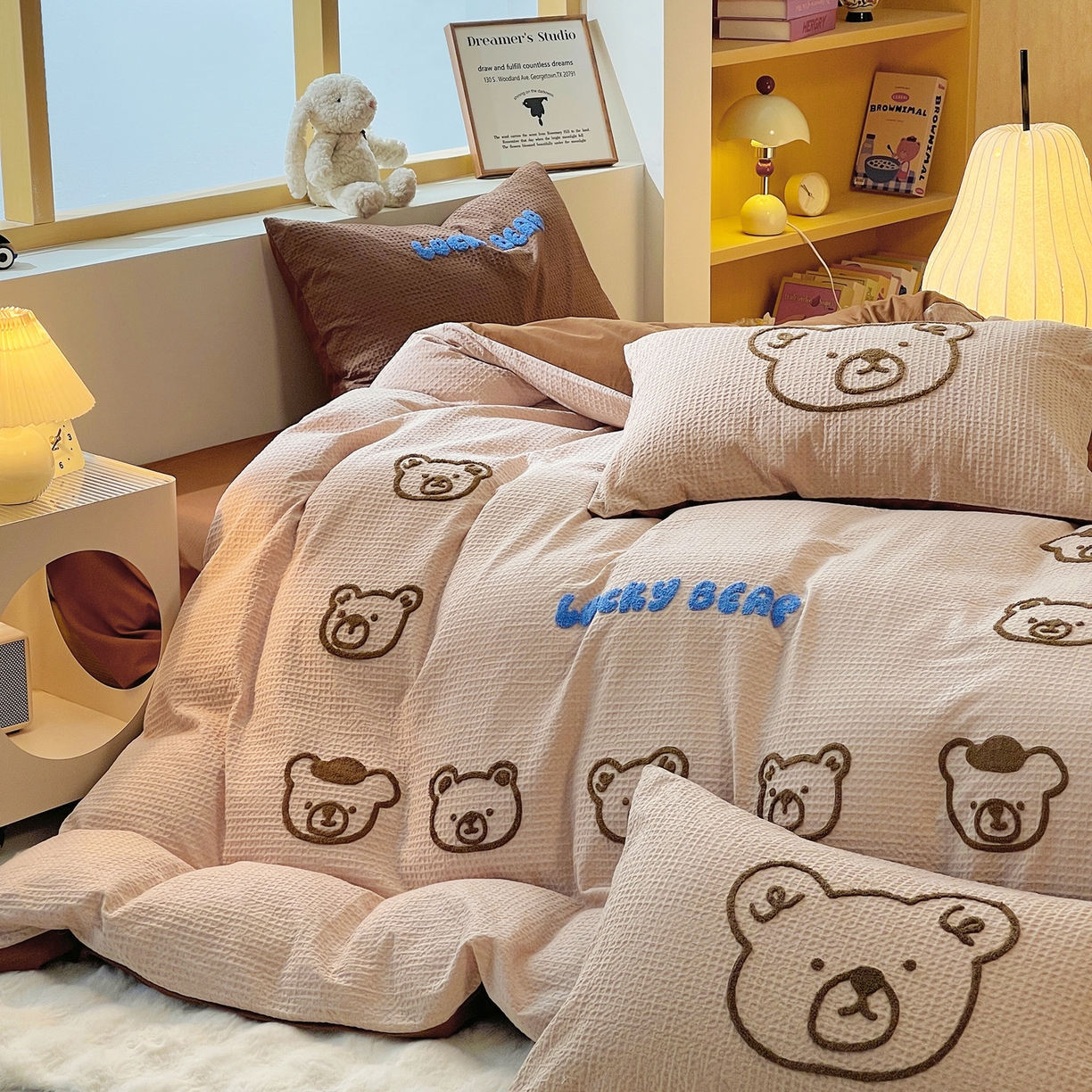 91家纺网 家纺一手货源 找家纺 炫拼家纺 2026新款A类全棉纯棉华夫格毛巾绣B版40支纯棉水洗棉四件套-哆啦系列 哆啦一小熊