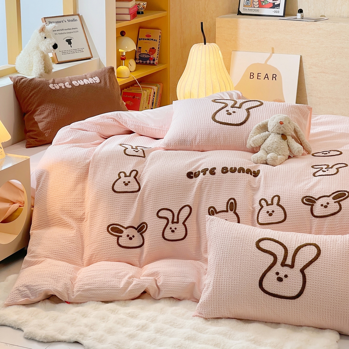 91家纺网 家纺一手货源 找家纺 炫拼家纺 2026新款A类全棉纯棉华夫格毛巾绣B版40支纯棉水洗棉四件套-哆啦系列 哆啦一小兔