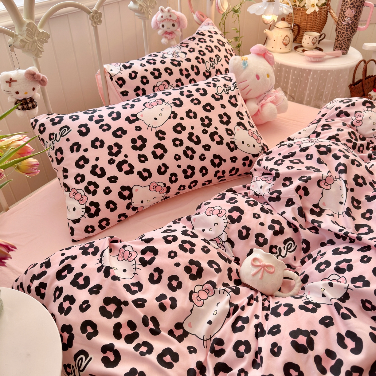 91家纺网 家纺一手货源 找家纺 卡斯诺家纺馆 2026新款卡通水洗云朵棉四件套下载文件包含买家秀 豹纹猫咪-粉