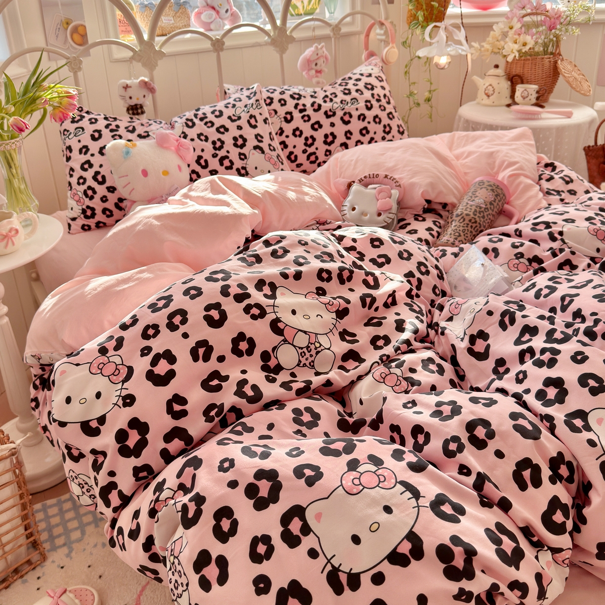 91家纺网 家纺一手货源 找家纺 卡斯诺家纺馆 2026新款卡通水洗云朵棉四件套下载文件包含买家秀 豹纹猫咪-粉
